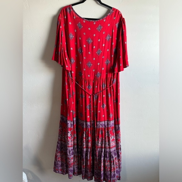 Aveology - Paisley Red and Purple Maxi Dress - Picture 3 of 10